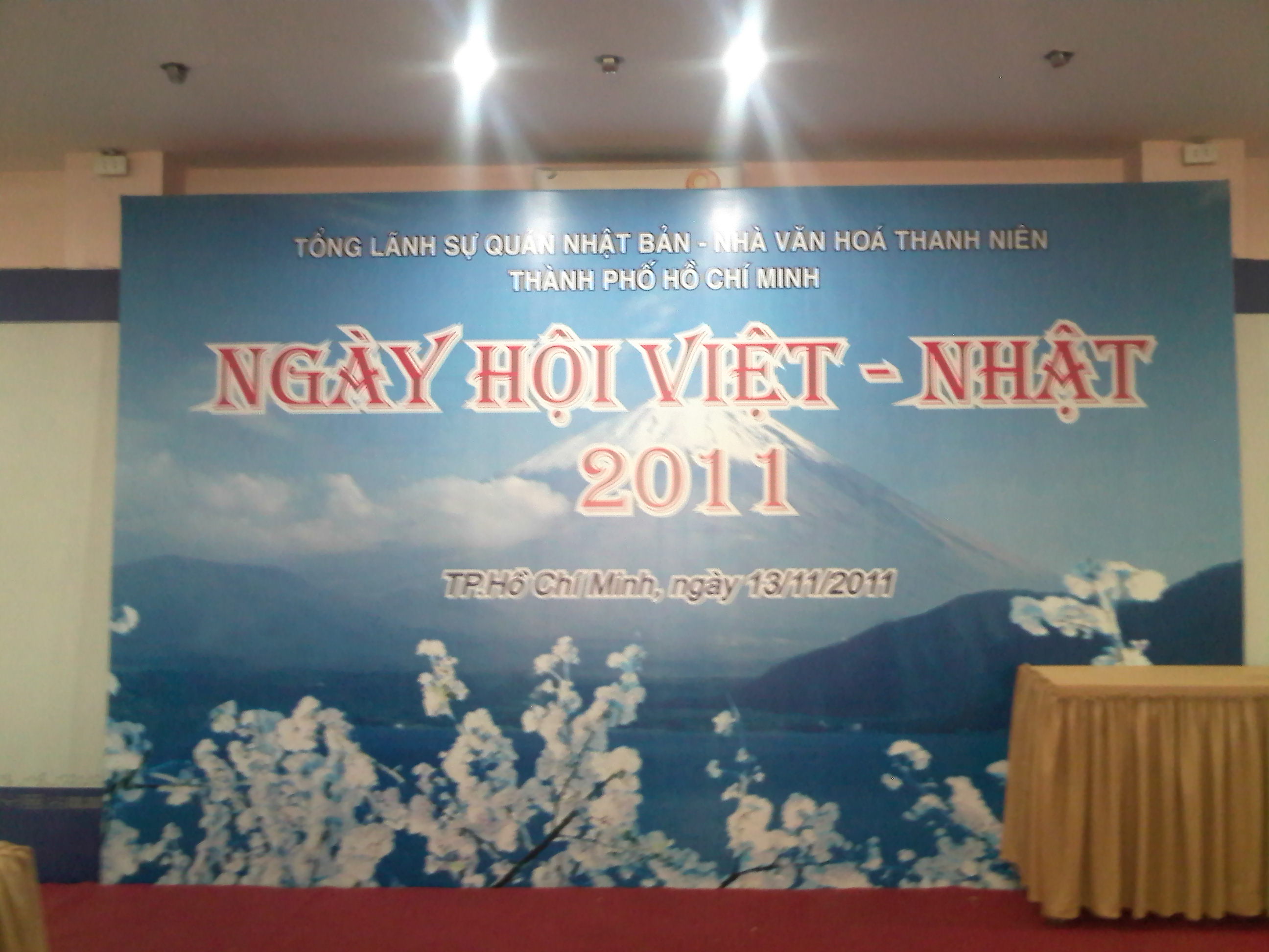 SÔI ĐỘNG NGÀY HỘI VIỆT NHẬT 2011