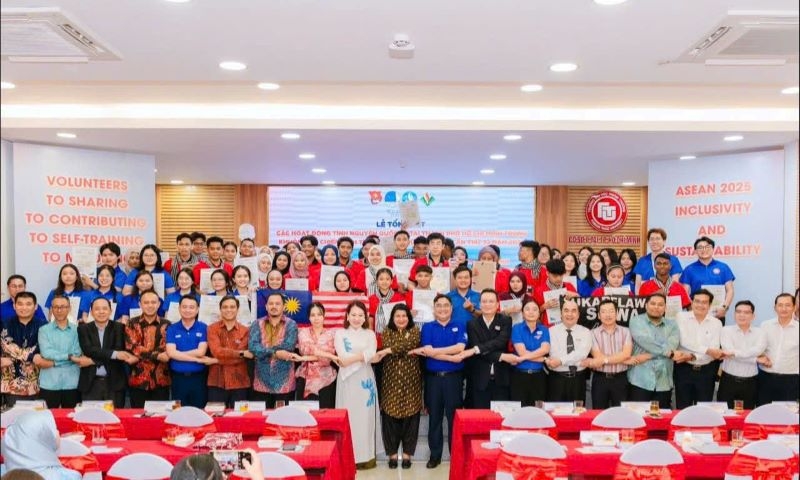 NGÀY HỘI TÌNH NGUYỆN VIÊN ASEAN 2025: KẾT NỐI TRÁI TIM – LAN TỎA HÀNH ĐỘNG – KIẾN TẠO TƯƠNG LAI KHU VỰC